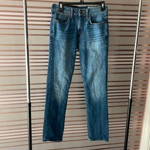 Women’s size 30/32 Cremieux premium denim in straight fit